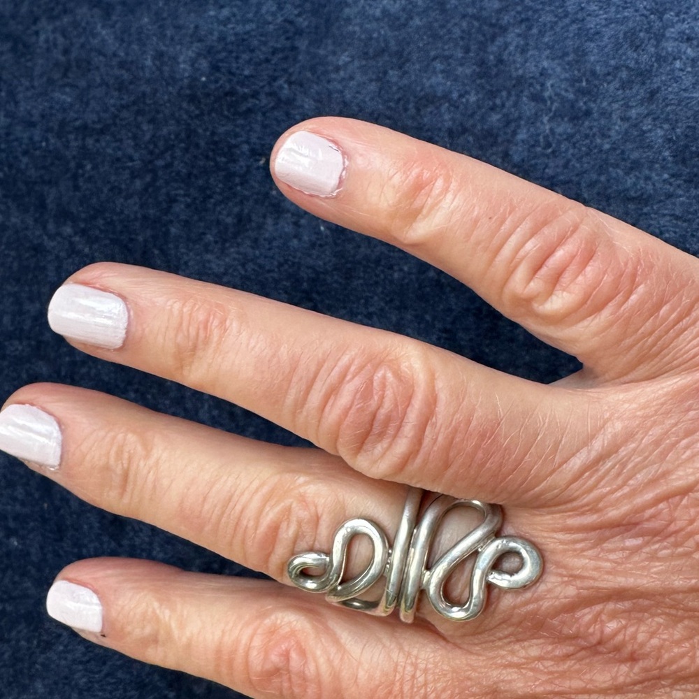 Elegant Sterling Silver Swirl Ring